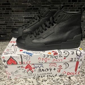 Black Dolce & Gabbana high top sneaker